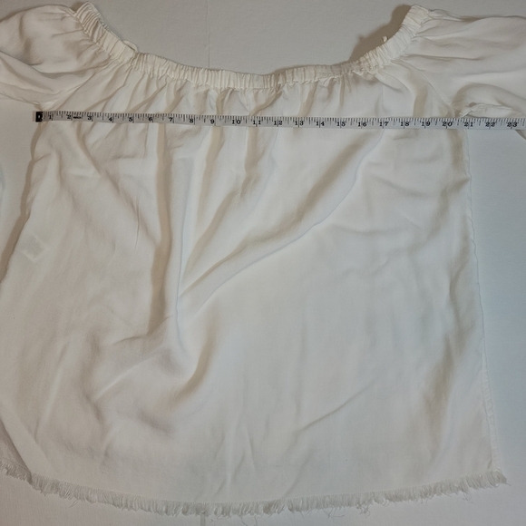 Chelsea & Violet size large 100% Tencel Lyocell off the shoulders blouse - Picture 11 of 13